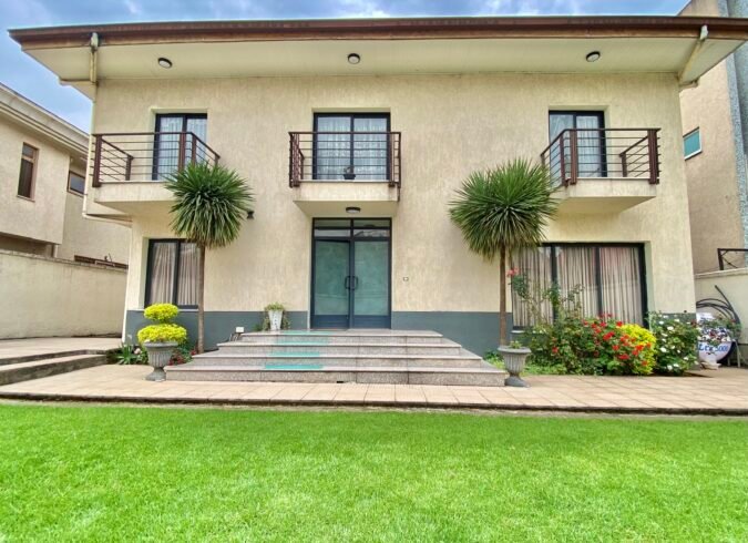 ARK Luxury Garden Villa